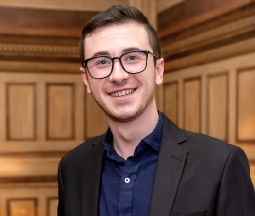 goktug-bender-ai-525x445-don-hero